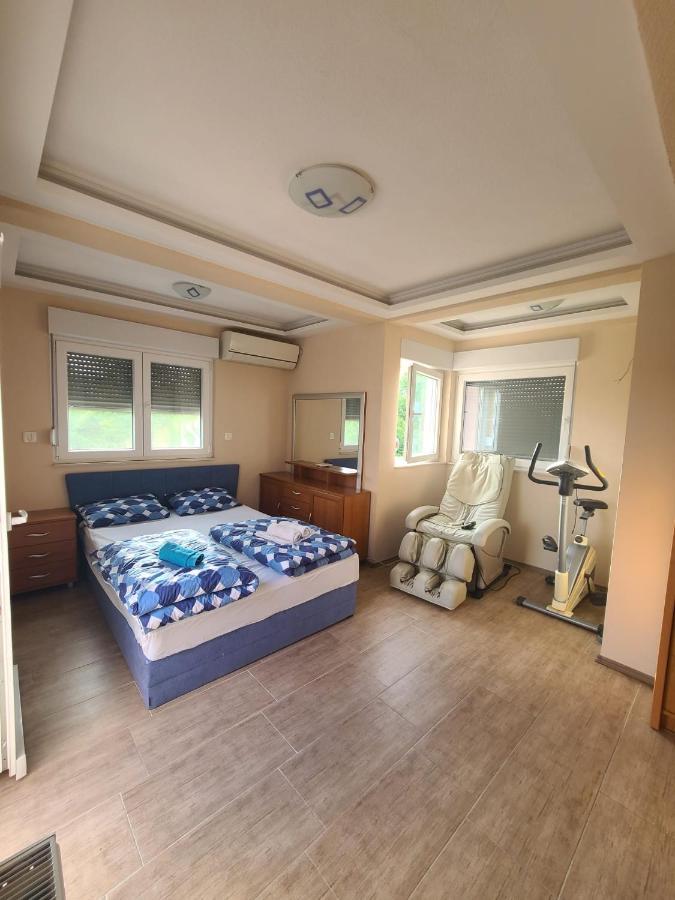 Appartement Hacienda Kolenda à Mostar Extérieur photo