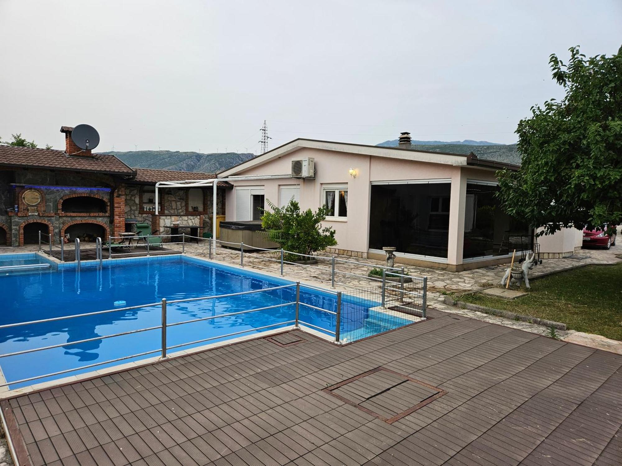 Appartement Hacienda Kolenda à Mostar Extérieur photo